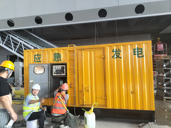 织金怎样判断空气滤清器是否需要更换？